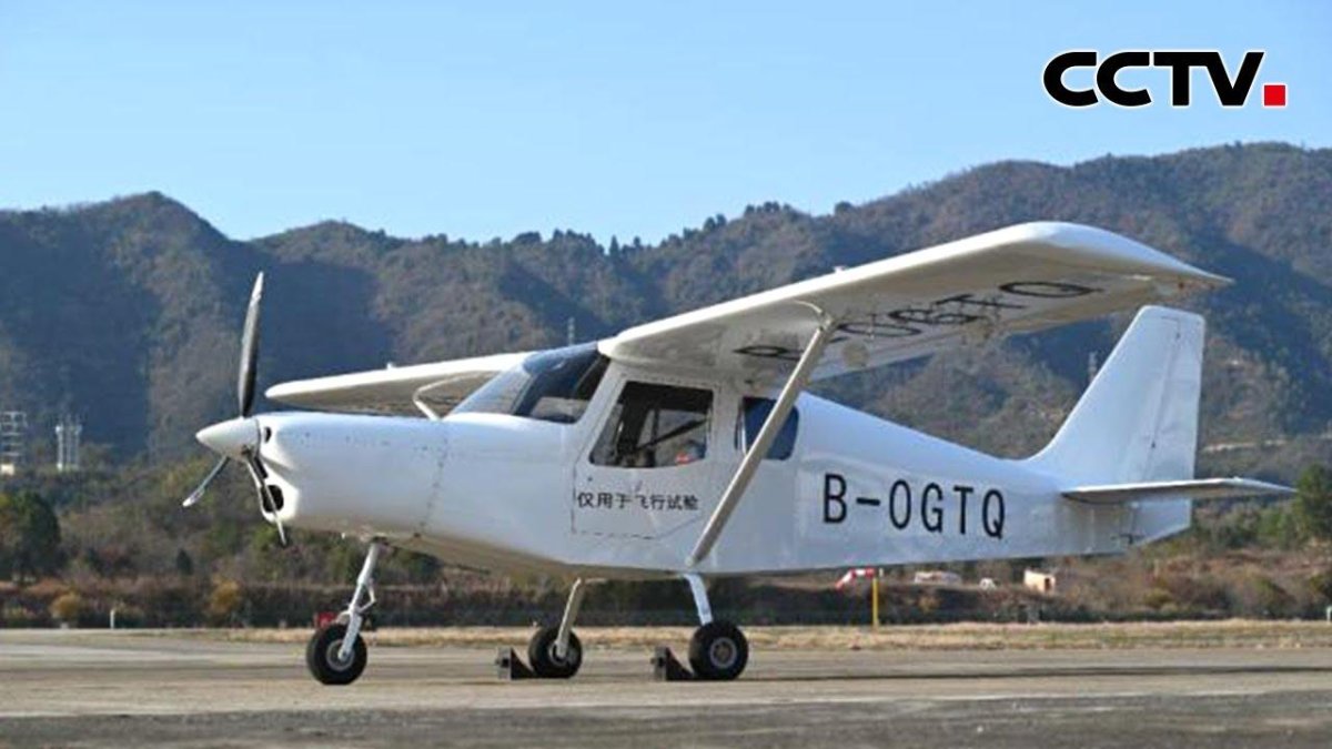 Самолет аг4