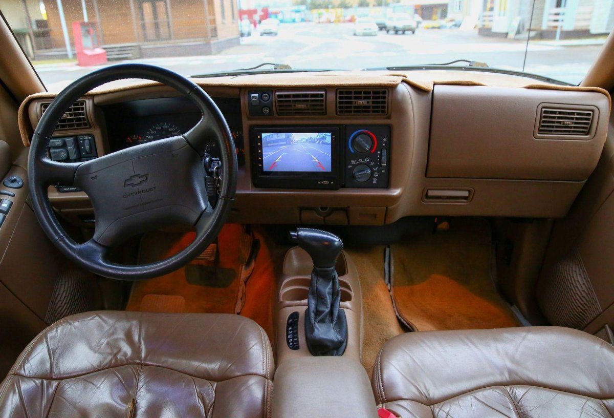 Chevrolet Blazer 1997 салон