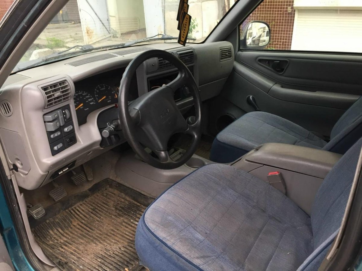 Chevrolet Blazer 2.2 МТ 1997