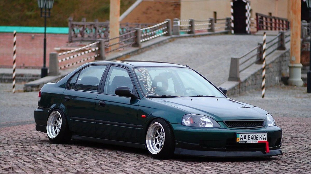 Honda Civic 6 седан