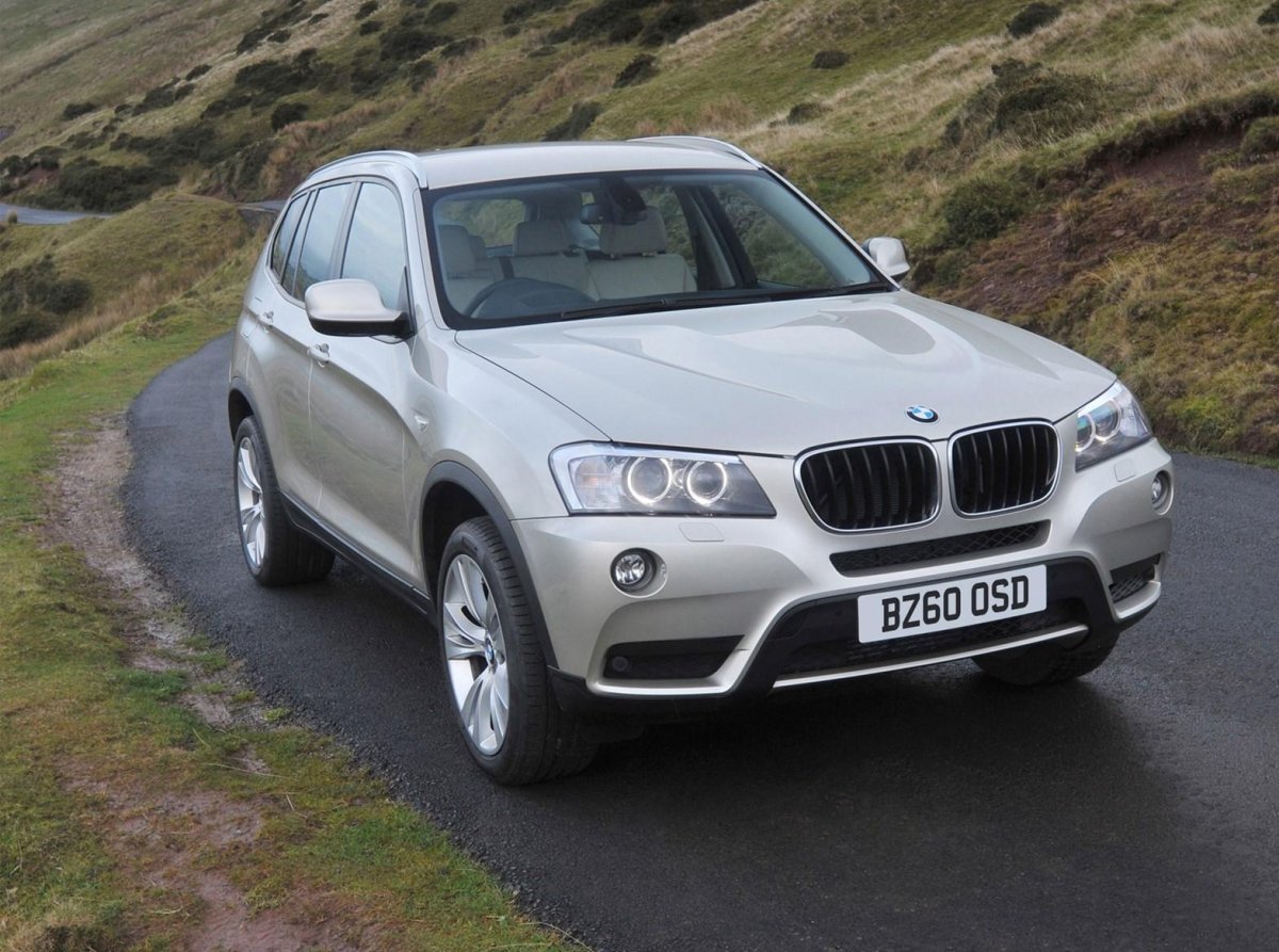 БМВ x3 2010