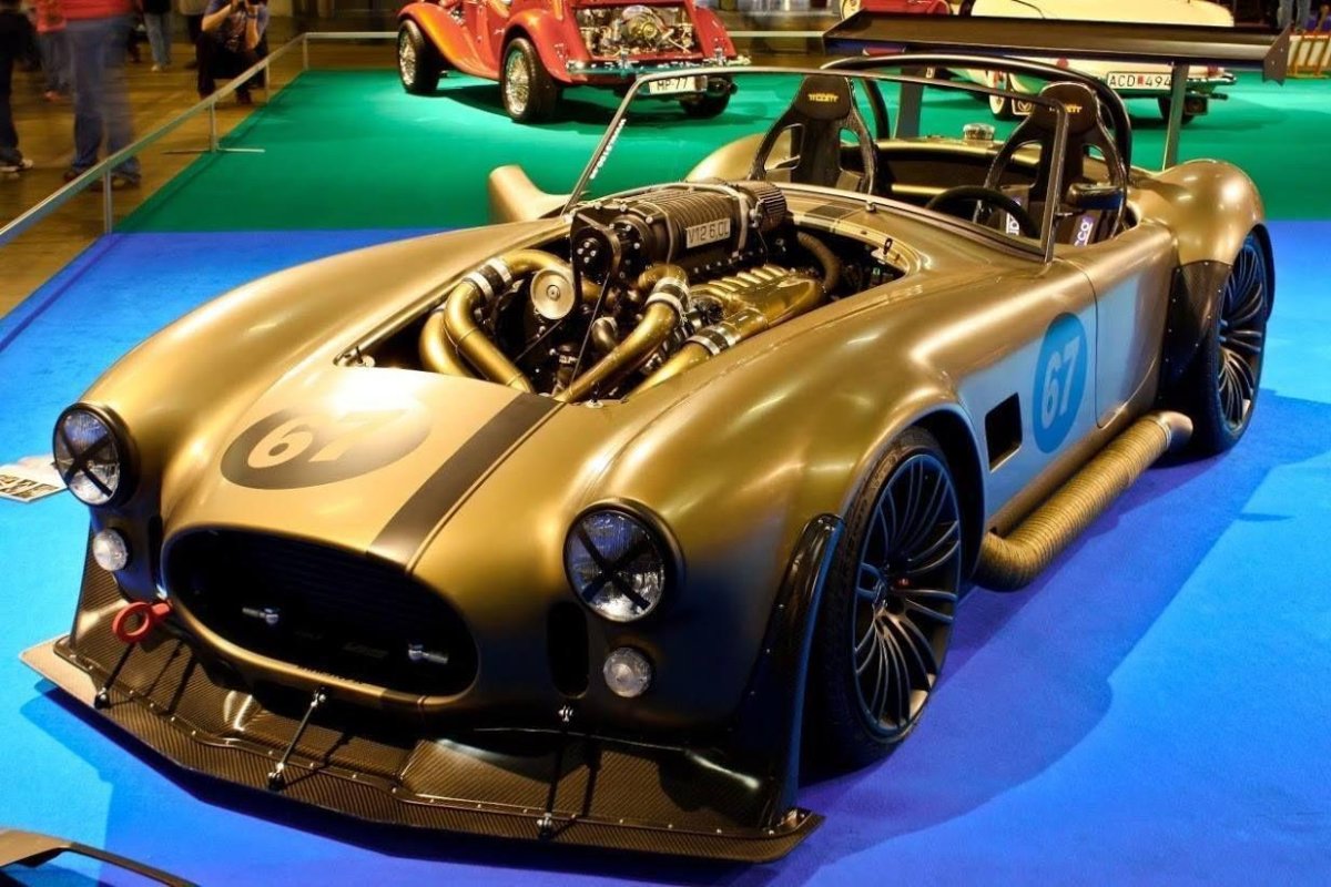 Шелби Кобра