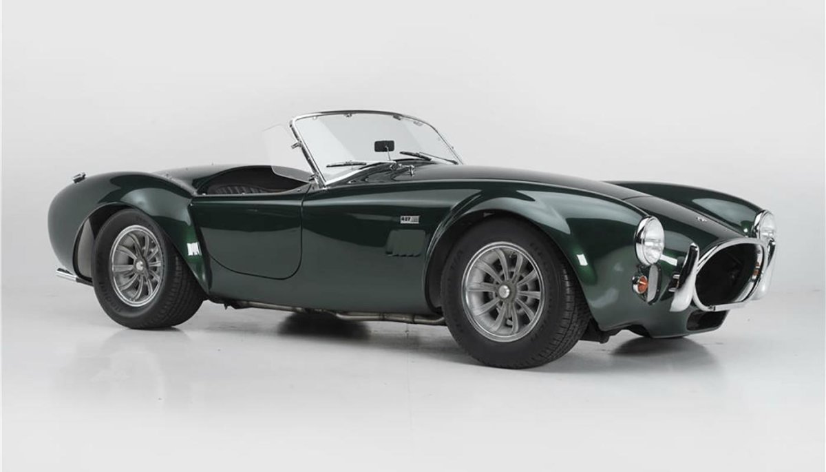 Машина Shelby Cobra 427