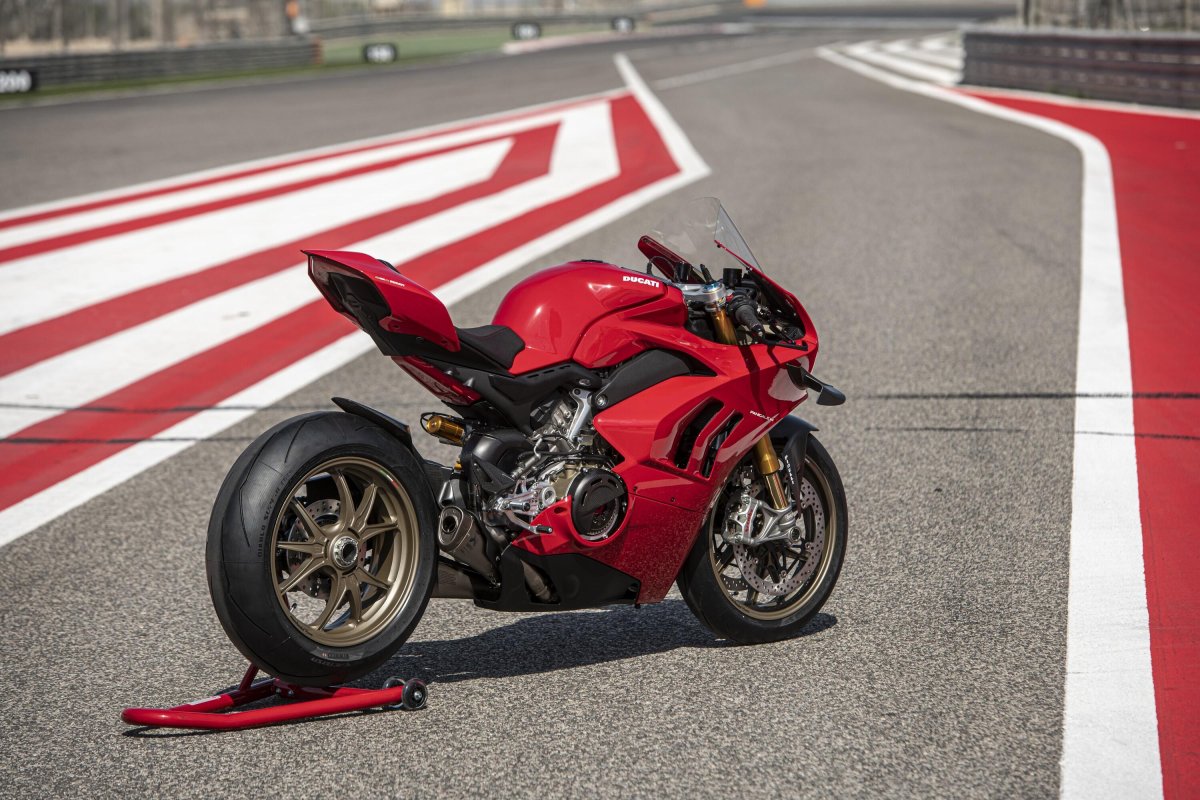 Дукати Panigale v4