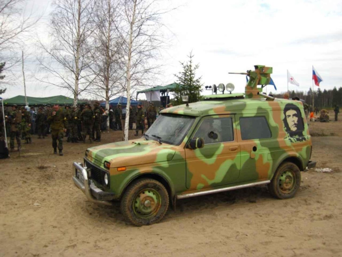 Нива броневик