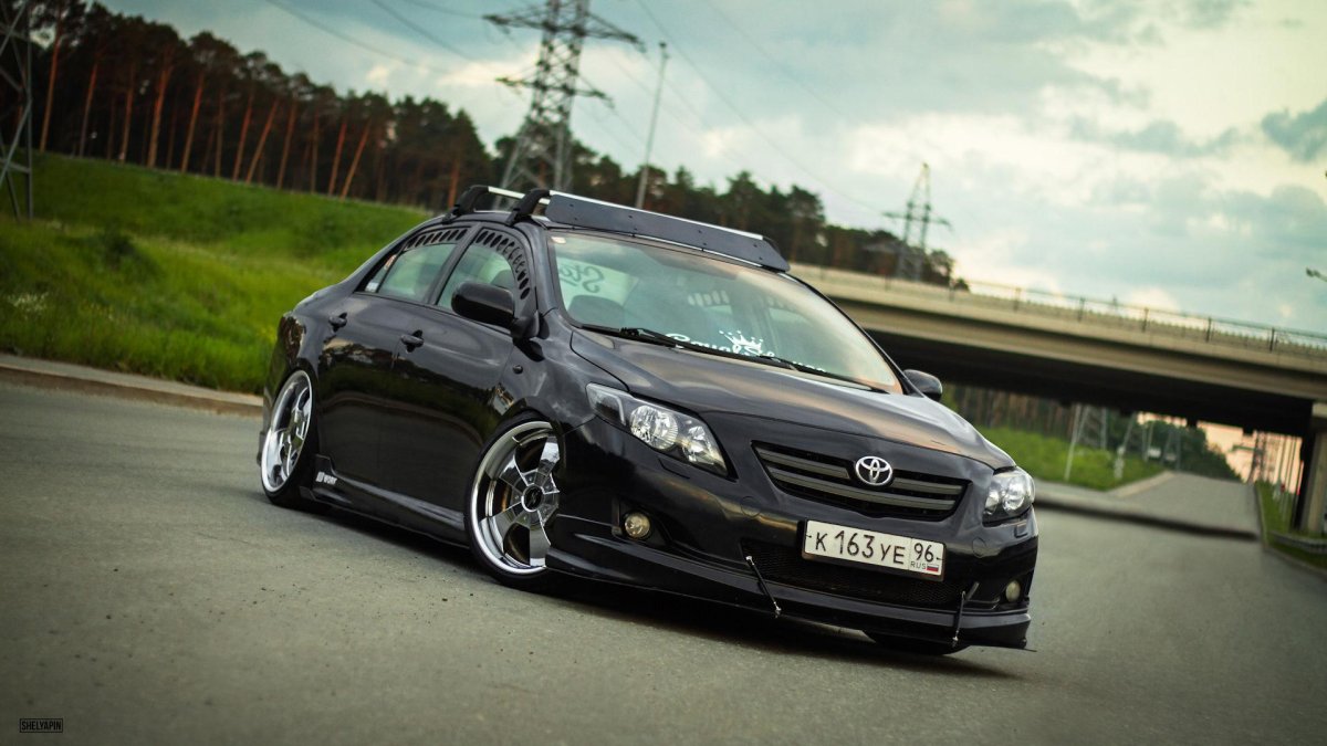 Toyota Corolla e150 stance