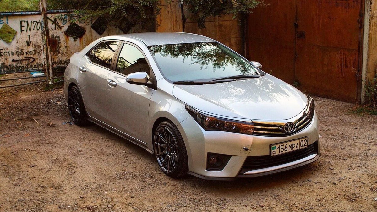 Тойота Королла 160