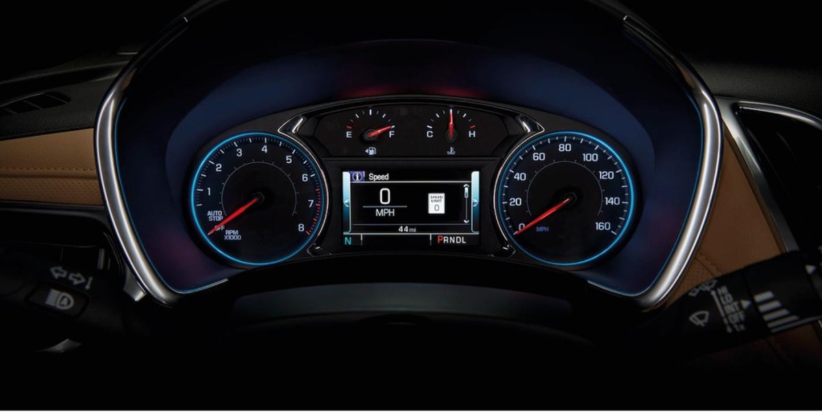 Chevrolet Equinox приборная панель