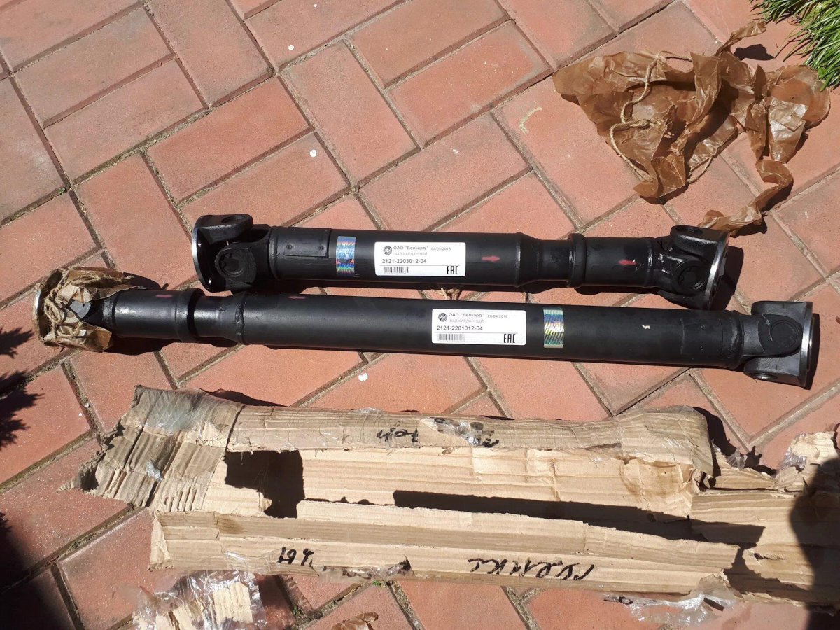 Карданный вал Нива 2121