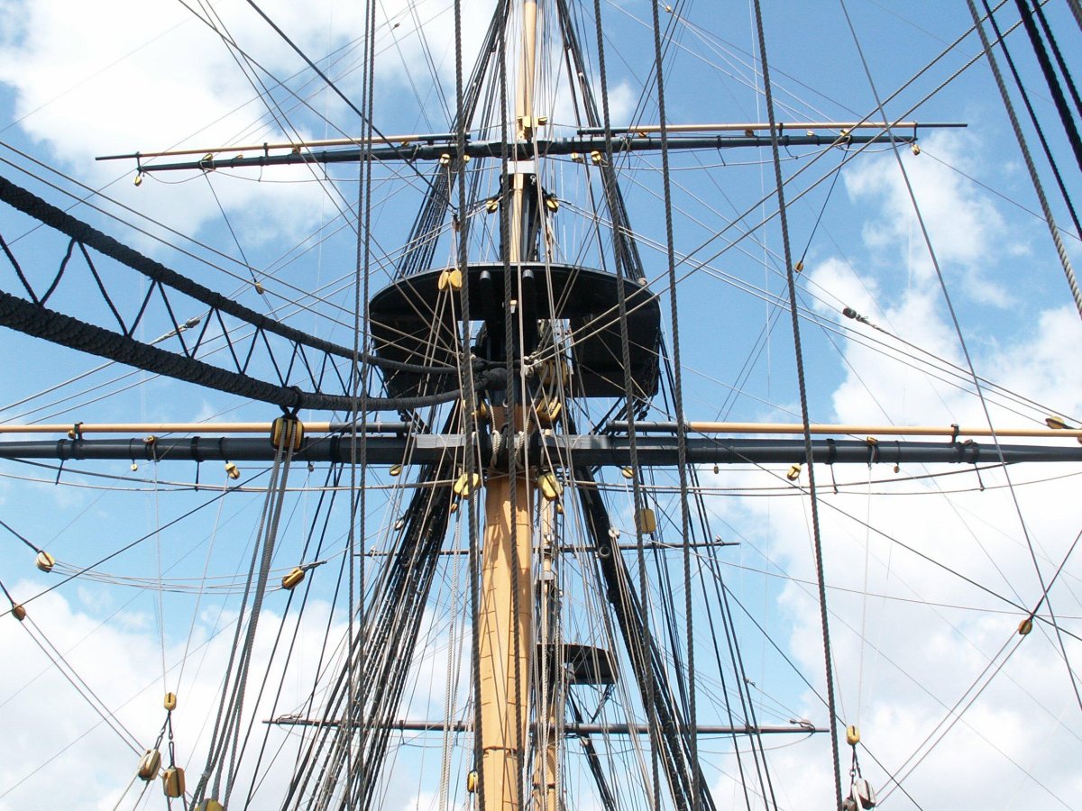 Мачты корабля Виктори