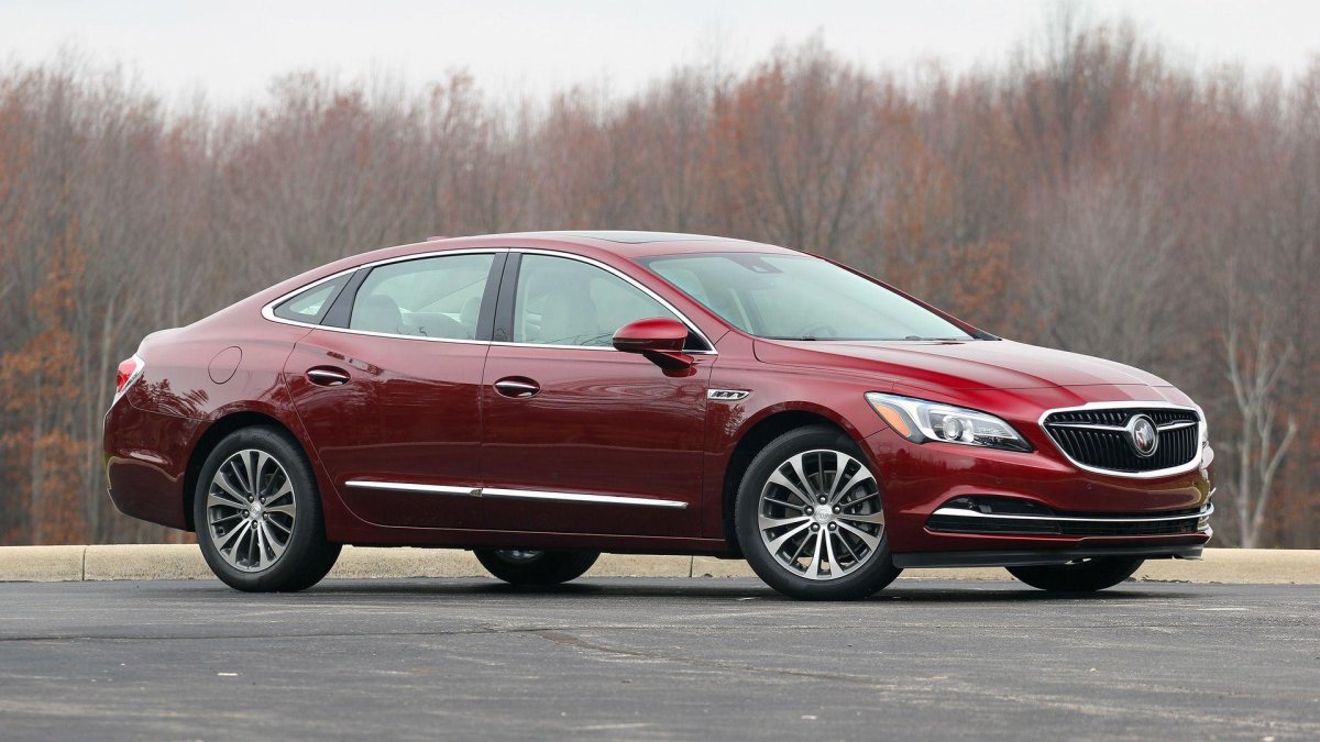 Buick Lacrosse 2021