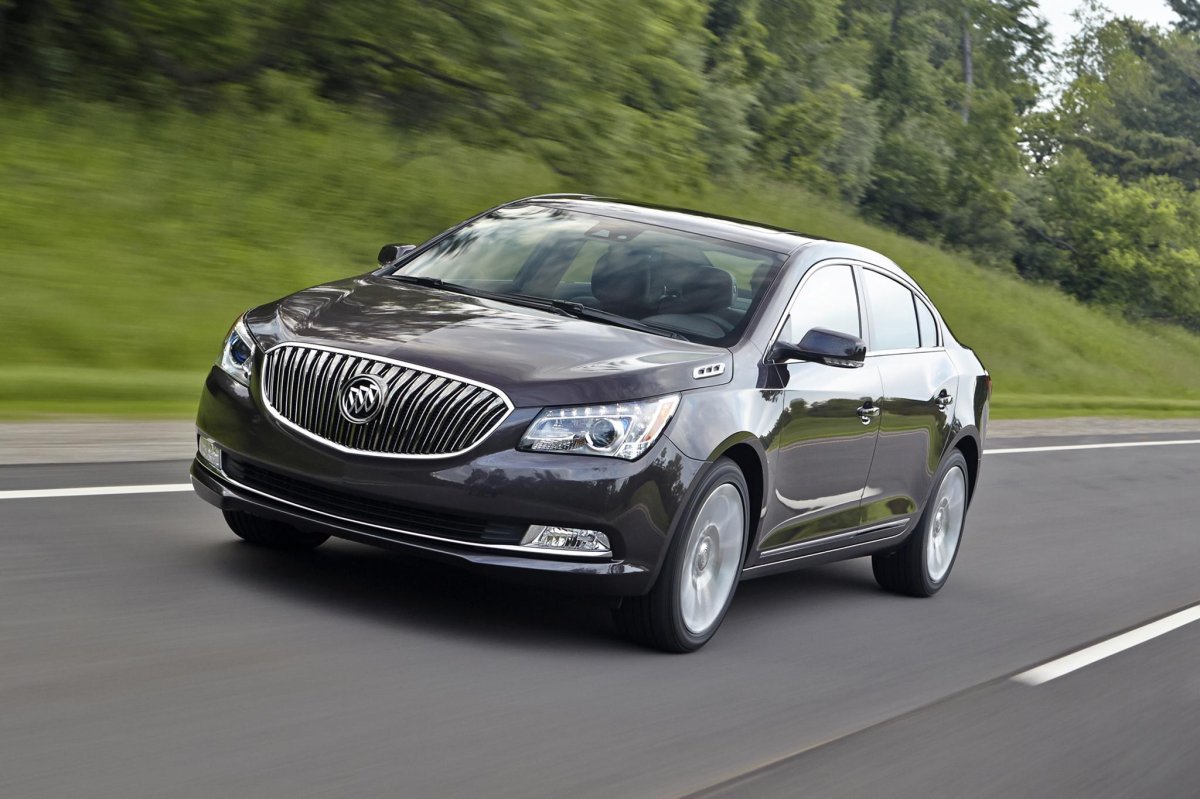 Buick Lacrosse 2022