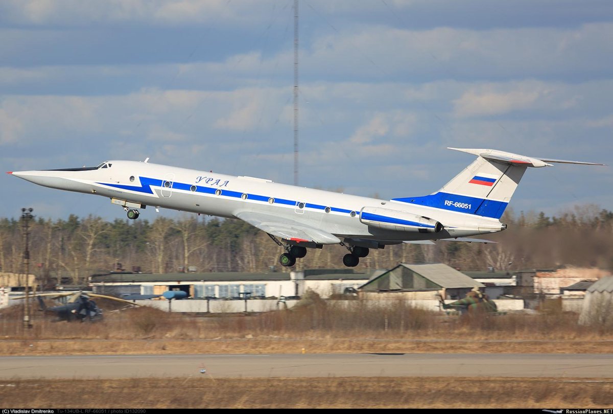 Ту-134 УБЛ звезда