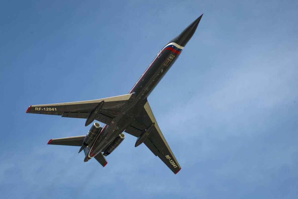 Ту-134 УБЛ черная Жемчужина