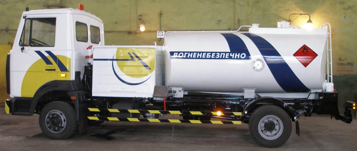 Топливозаправщик ТЗА-22