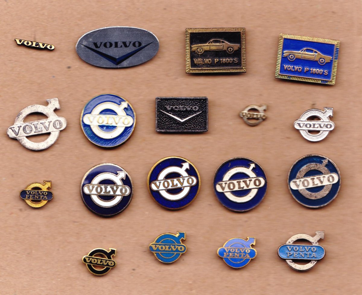 Volvo logo Evolution