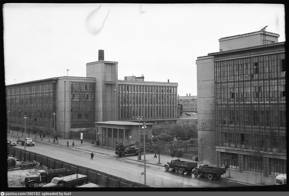 Завод имени Лихачева ЗИЛ проходная