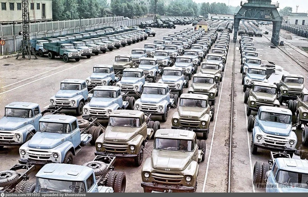 ЗИЛ. Завод. 130 СССР
