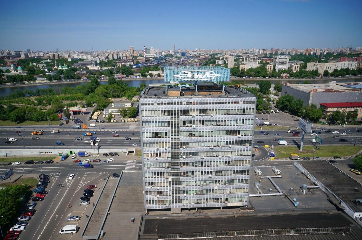 Завод ЗИЛ В Москве