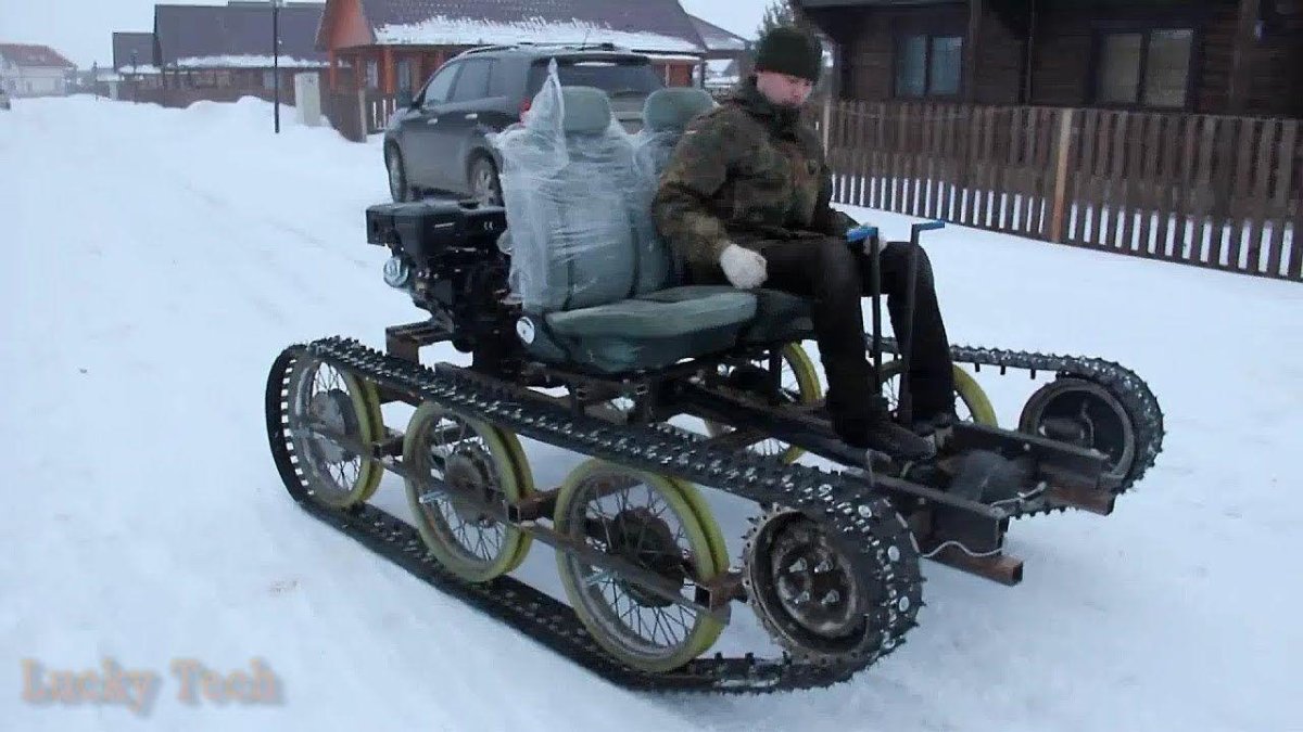 Гусеничный мотовездеход Jet Snow