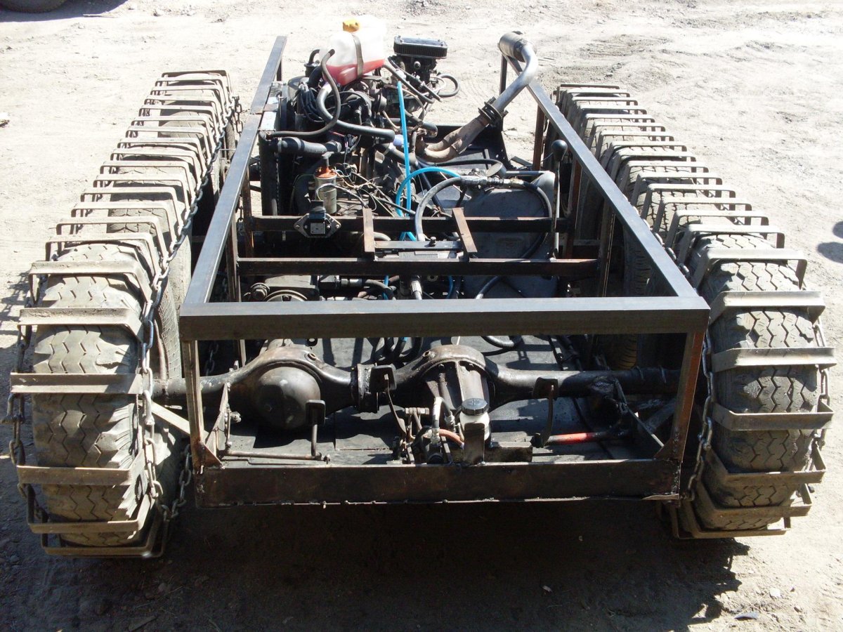 Самодельный сочлененный гусеничный вездеход