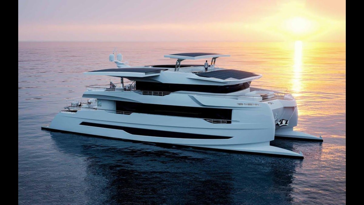 Беринг 120 яхта