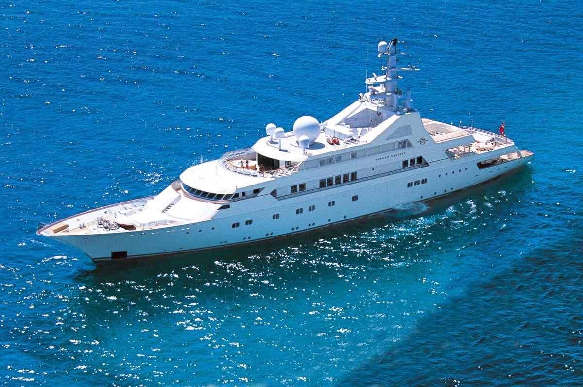 Яхта Русалина