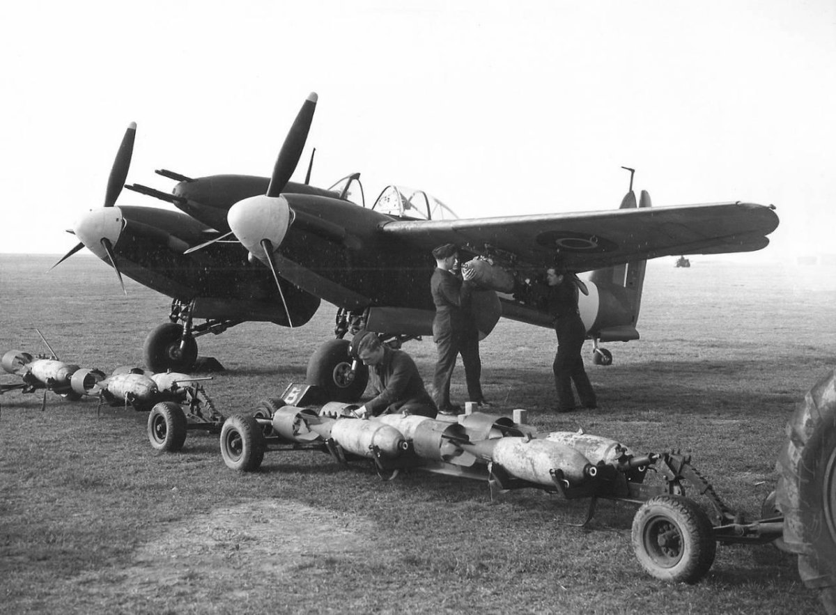 Бомбардировщик Москито