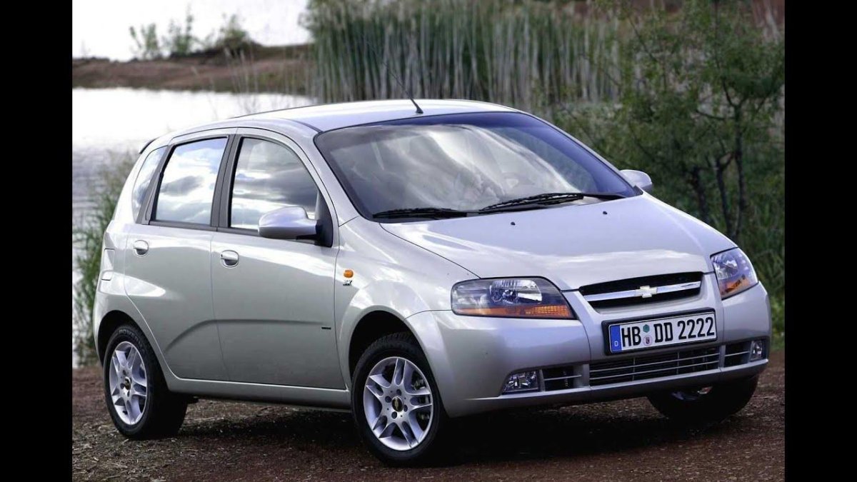 Шевроле Авео т200 хэтчбек