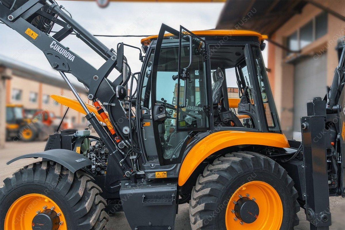 Экскаватор-погрузчик Cukurova 888