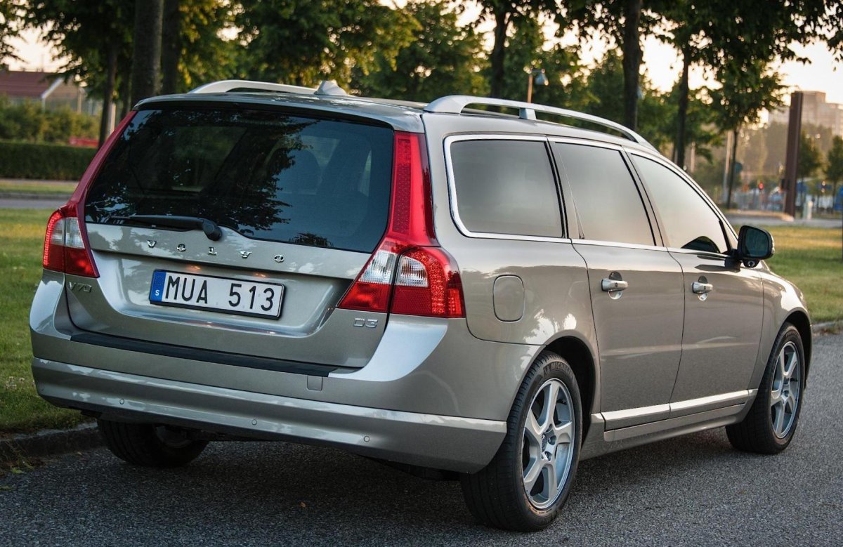 Volvo v70