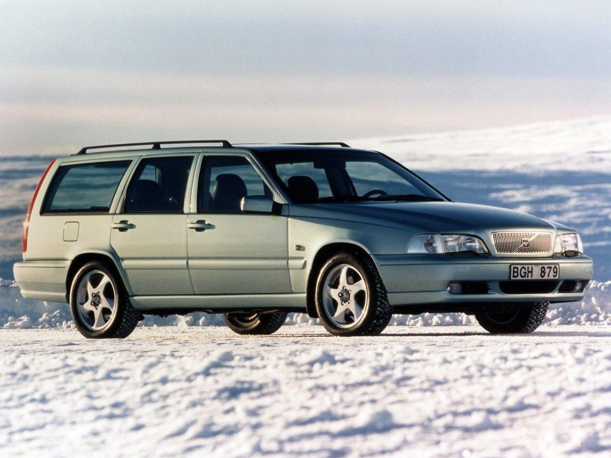 Volvo универсал v70