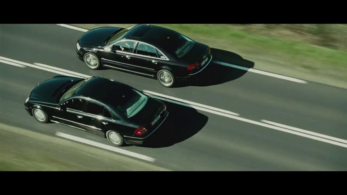 Audi a8 перевозчик 3