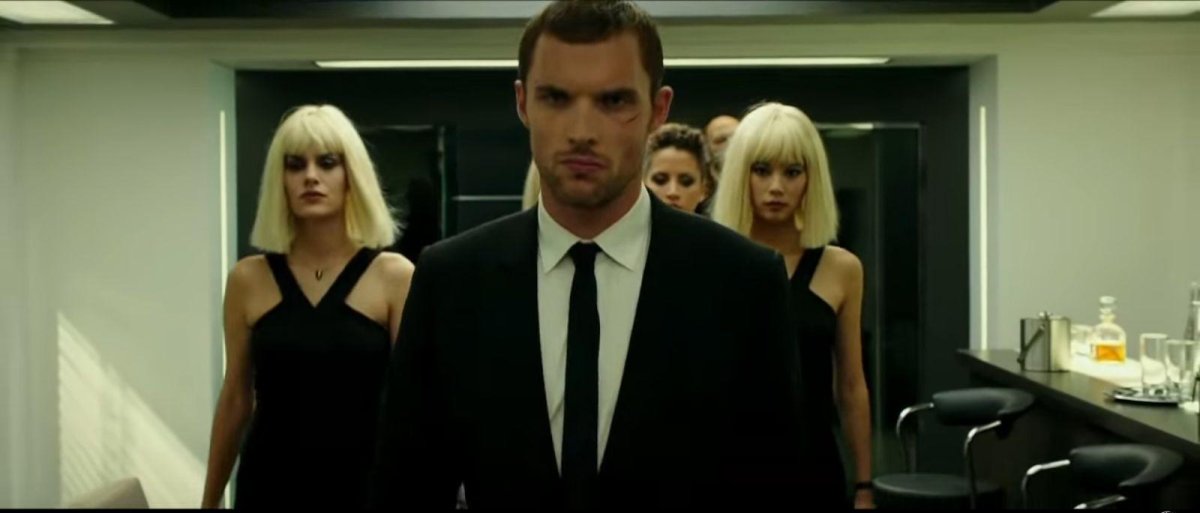 Перевозчик: наследие фильм 2015