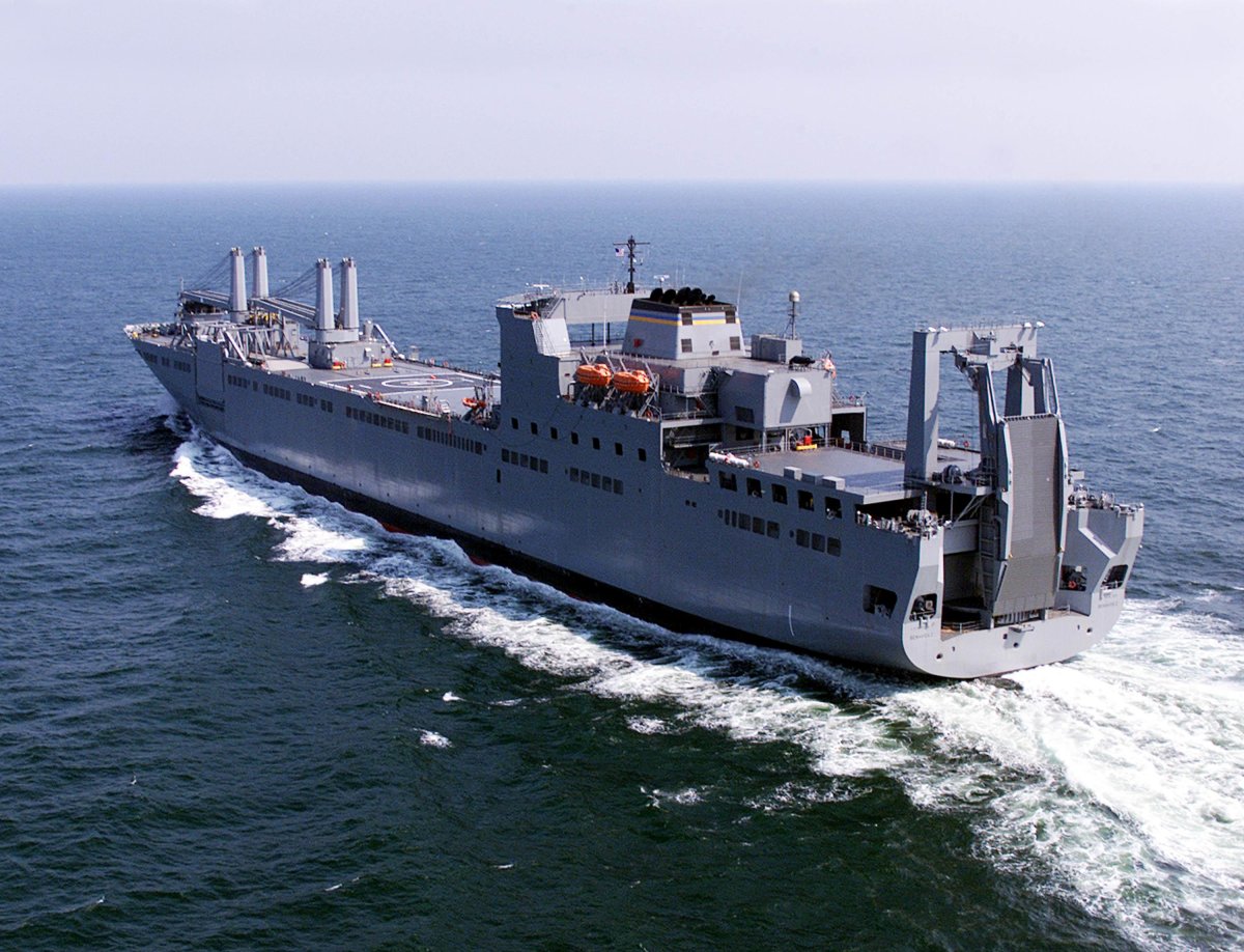 USNS Benavidez (t-AKR 306)