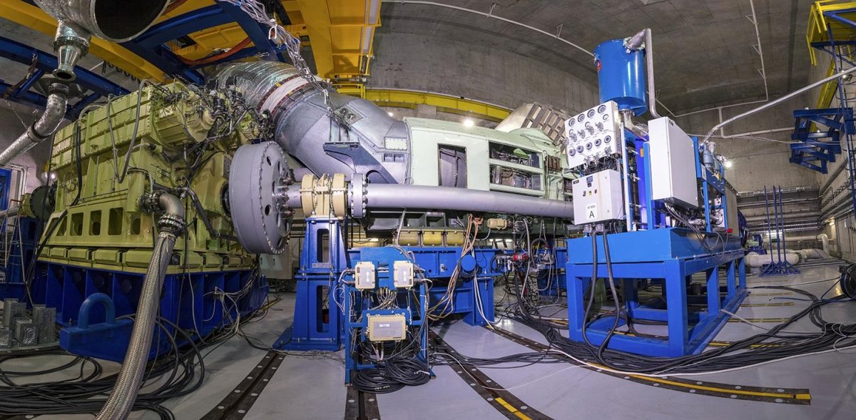 Морской дизель-газотурбинный агрегат м55р