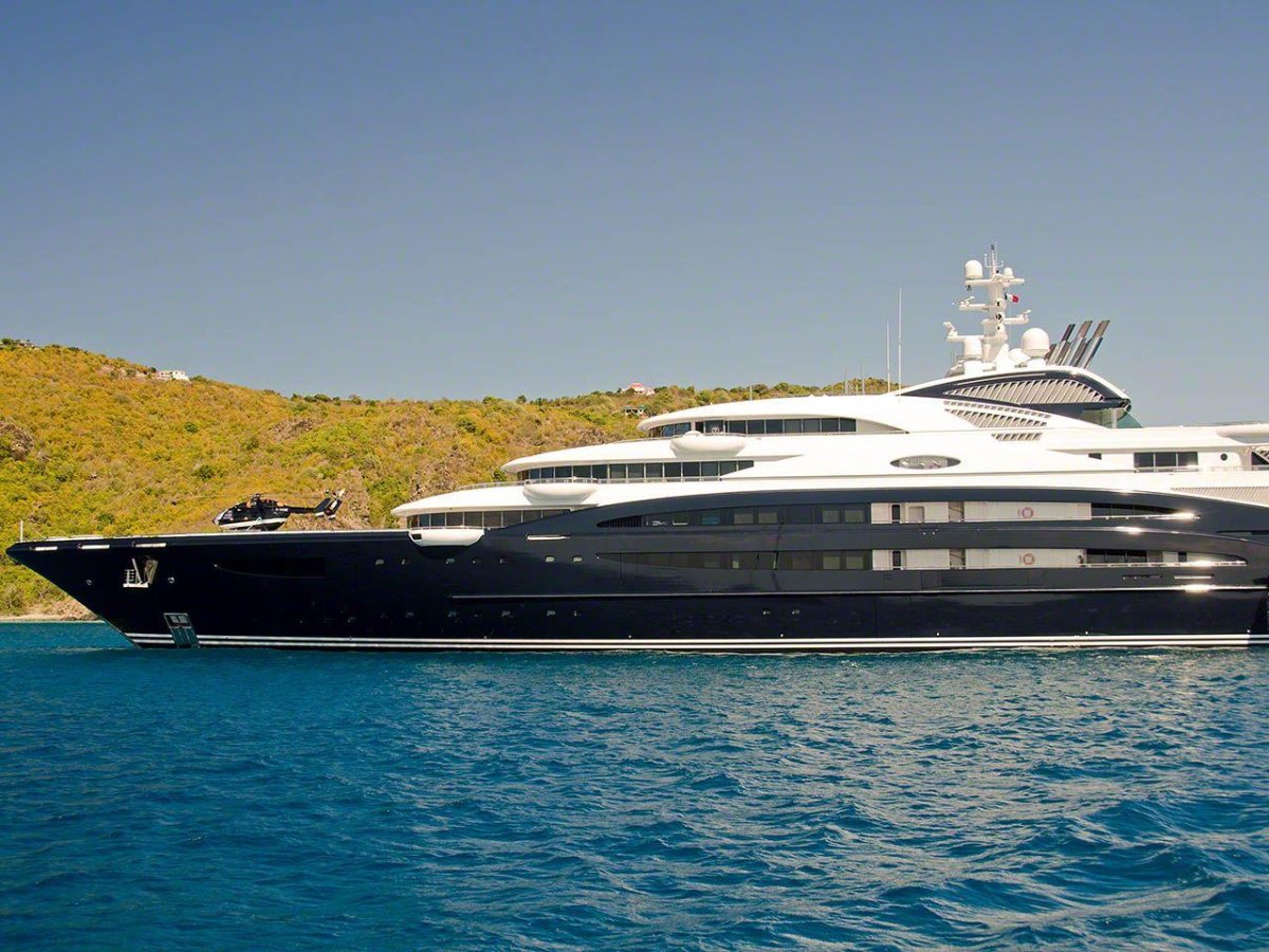 134-Метровой яхты serene