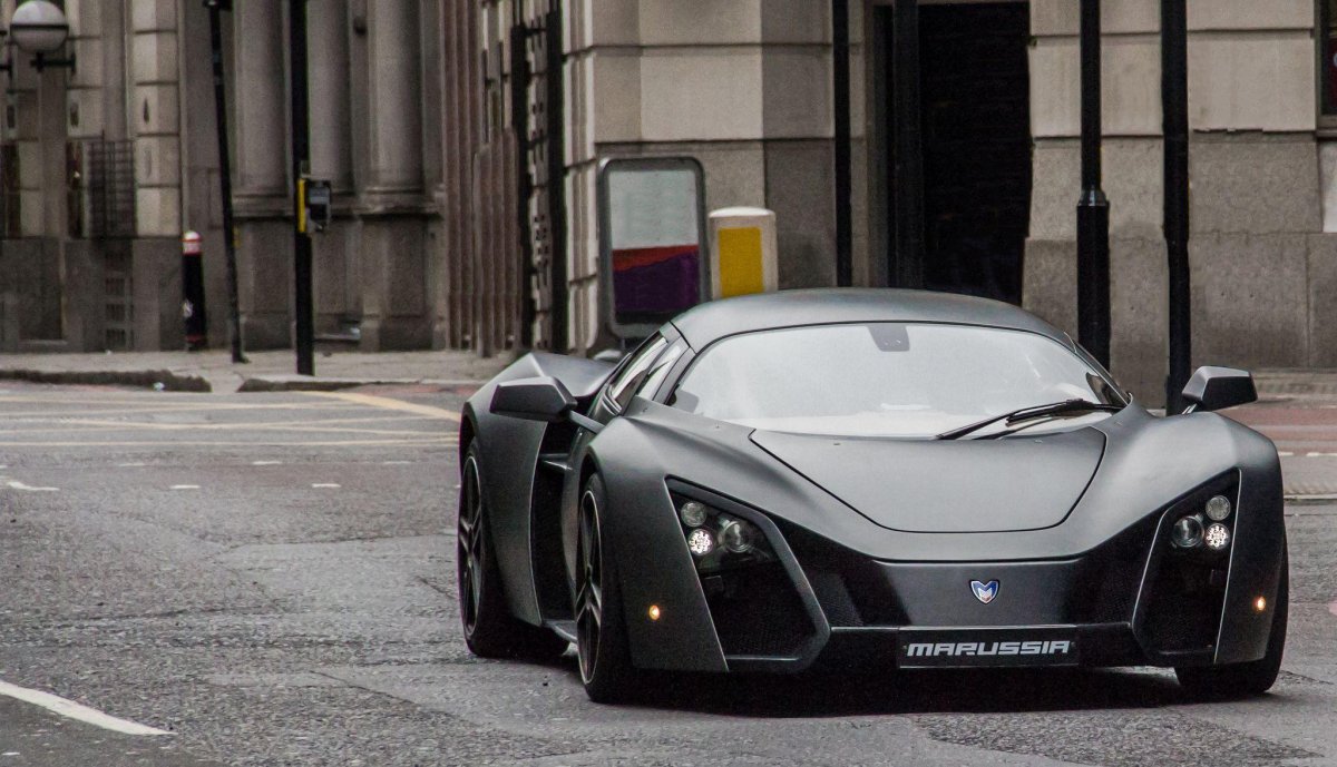 Lada Marussia b2