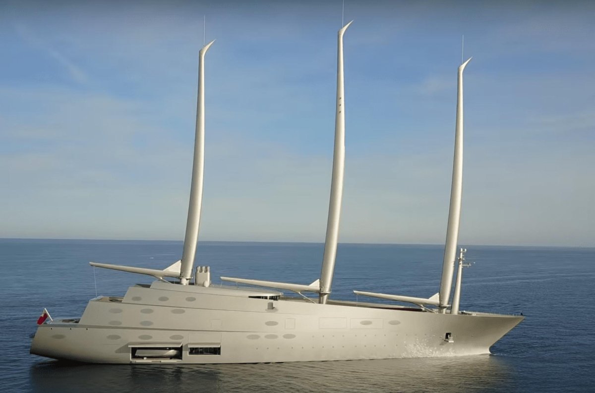 Яхта Мельниченко