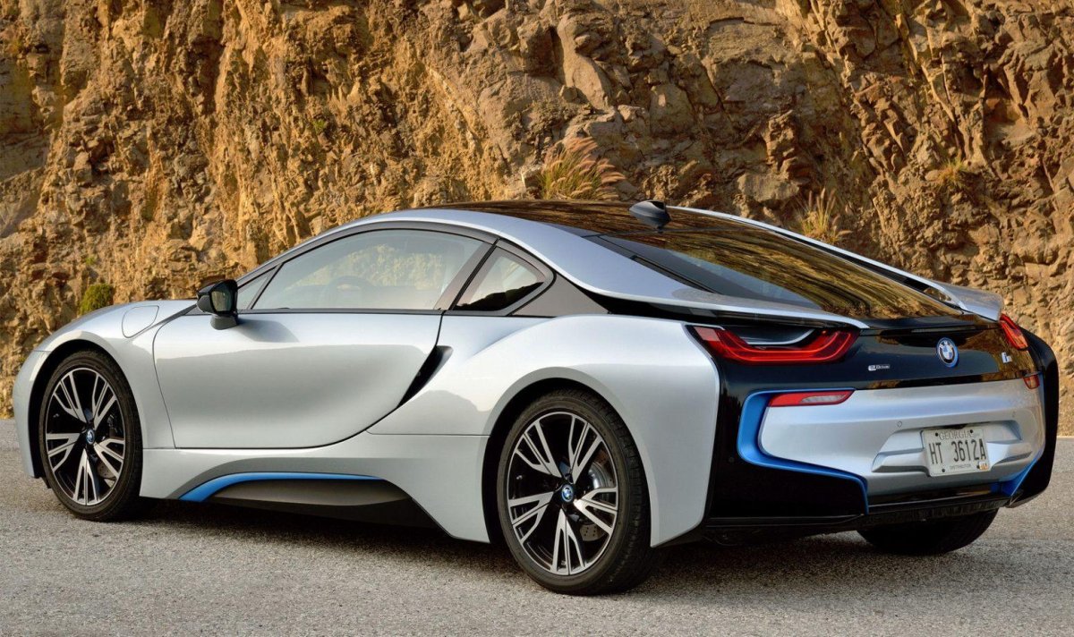 BMW i8