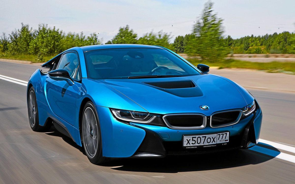 BMW i8 2021