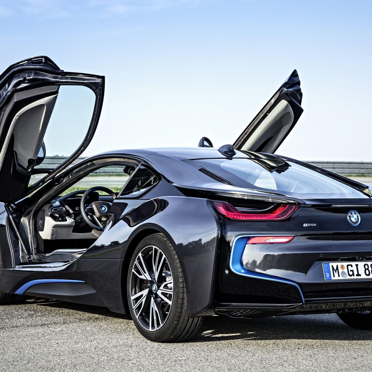 BMW i8 Coupe 2018 sportscar