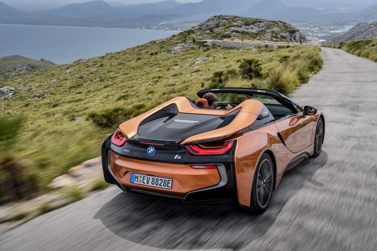 BMW i8 Roadster