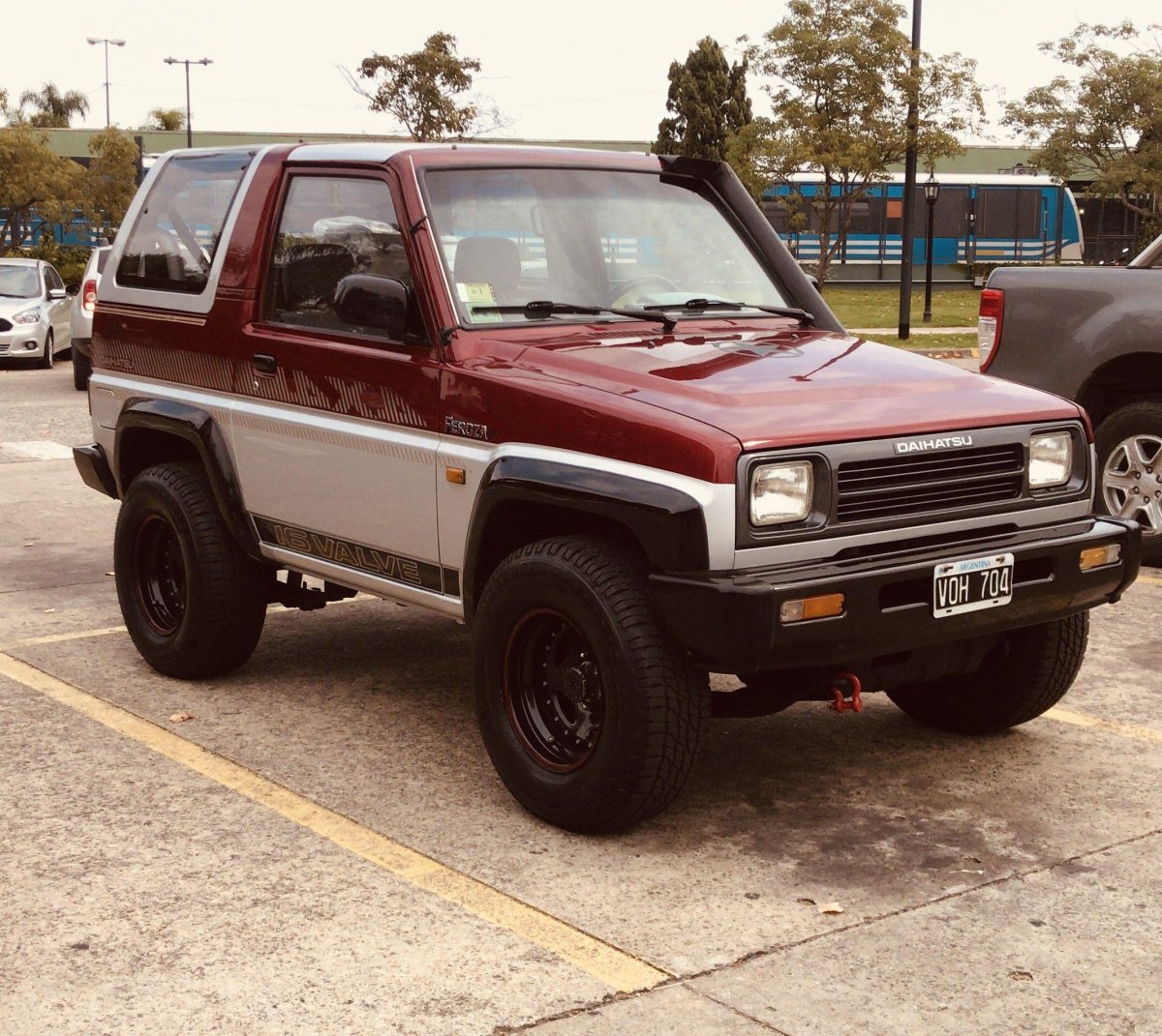 Джип Дайхатсу Фероза