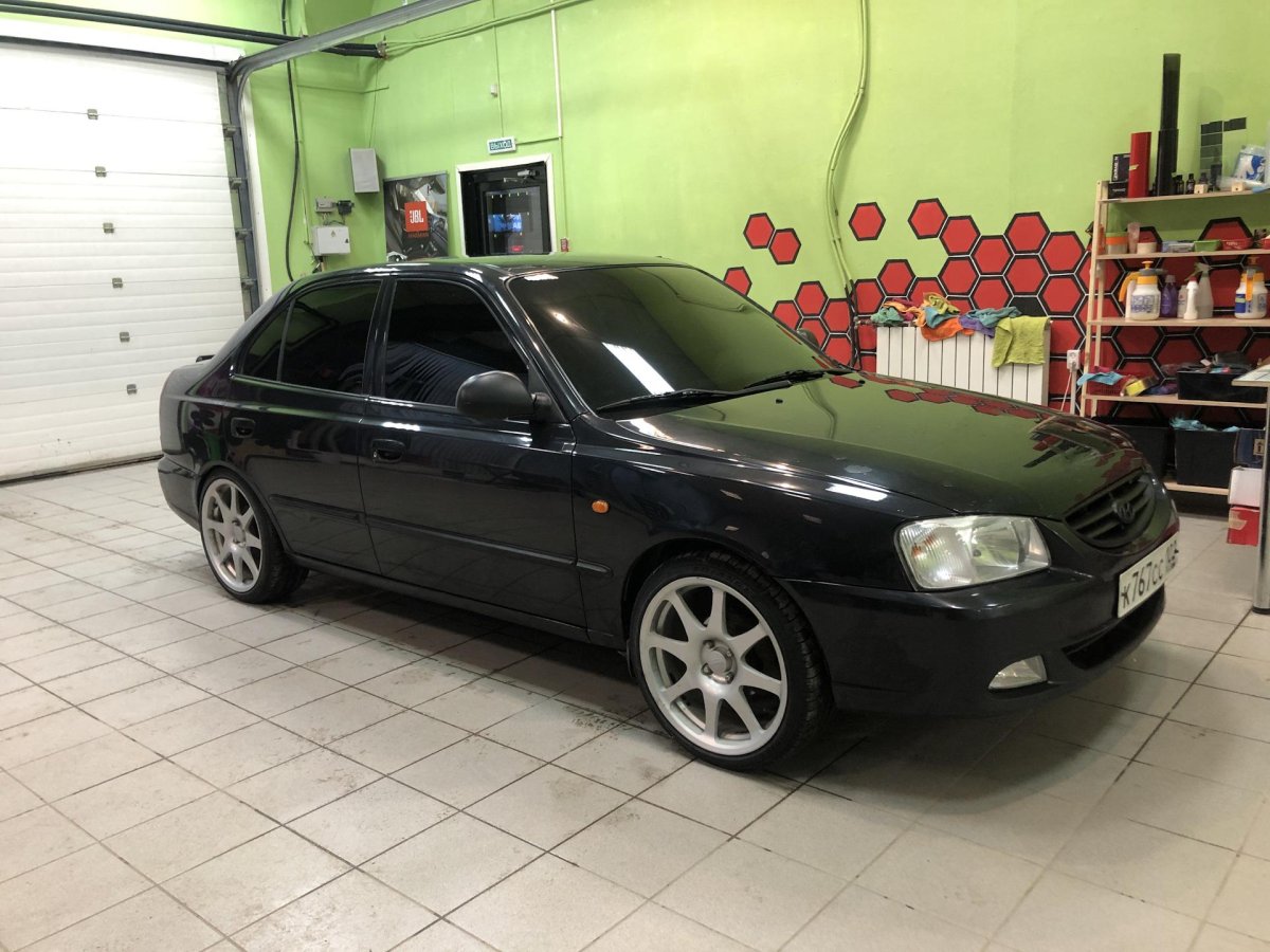 Hyundai Accent r17