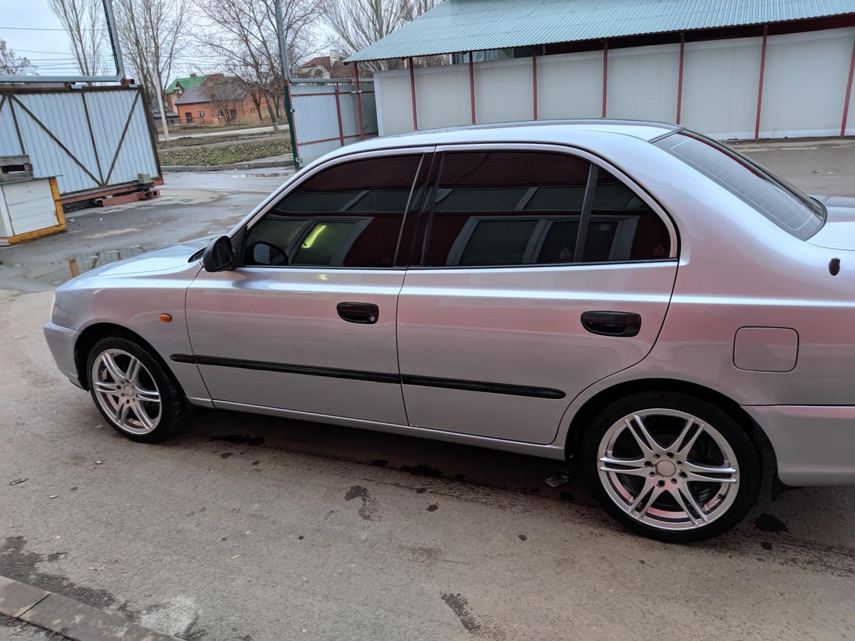 Хендай акцент r 15