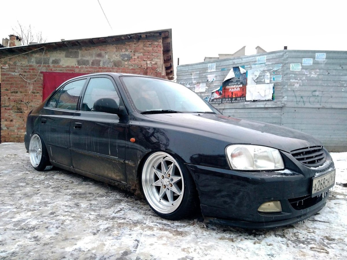 Hyundai Accent диски r16
