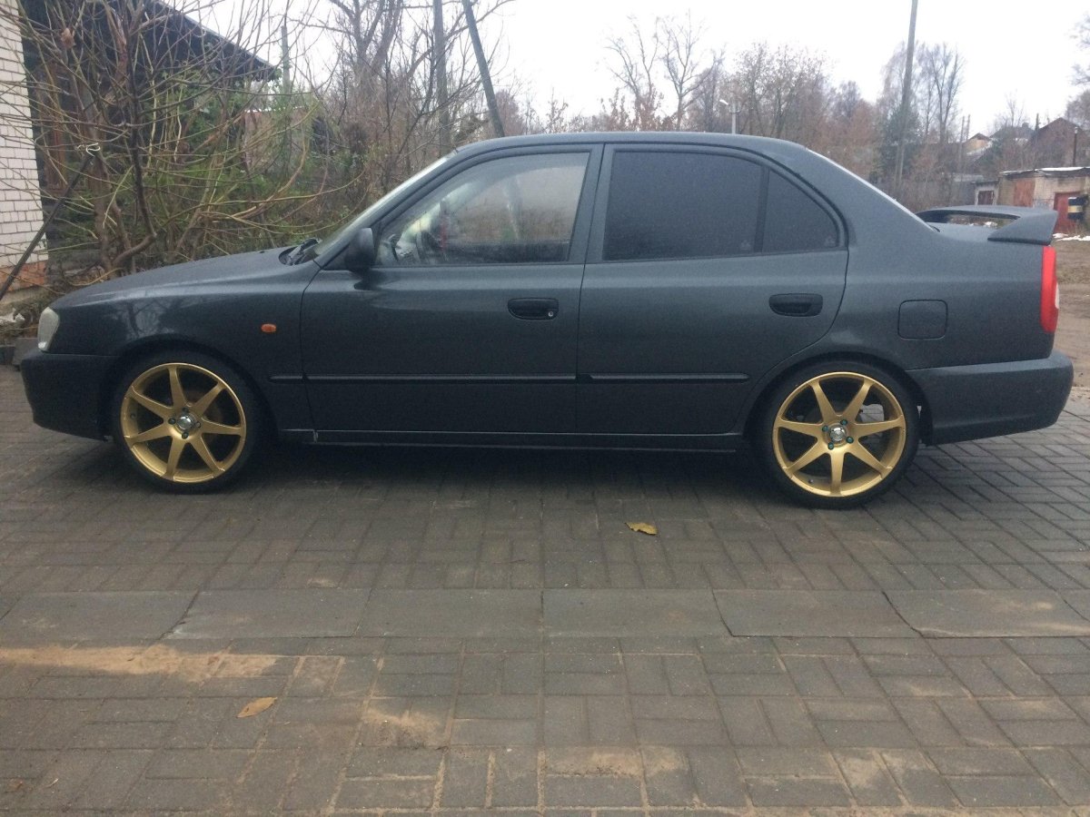Hyundai Accent диски r17