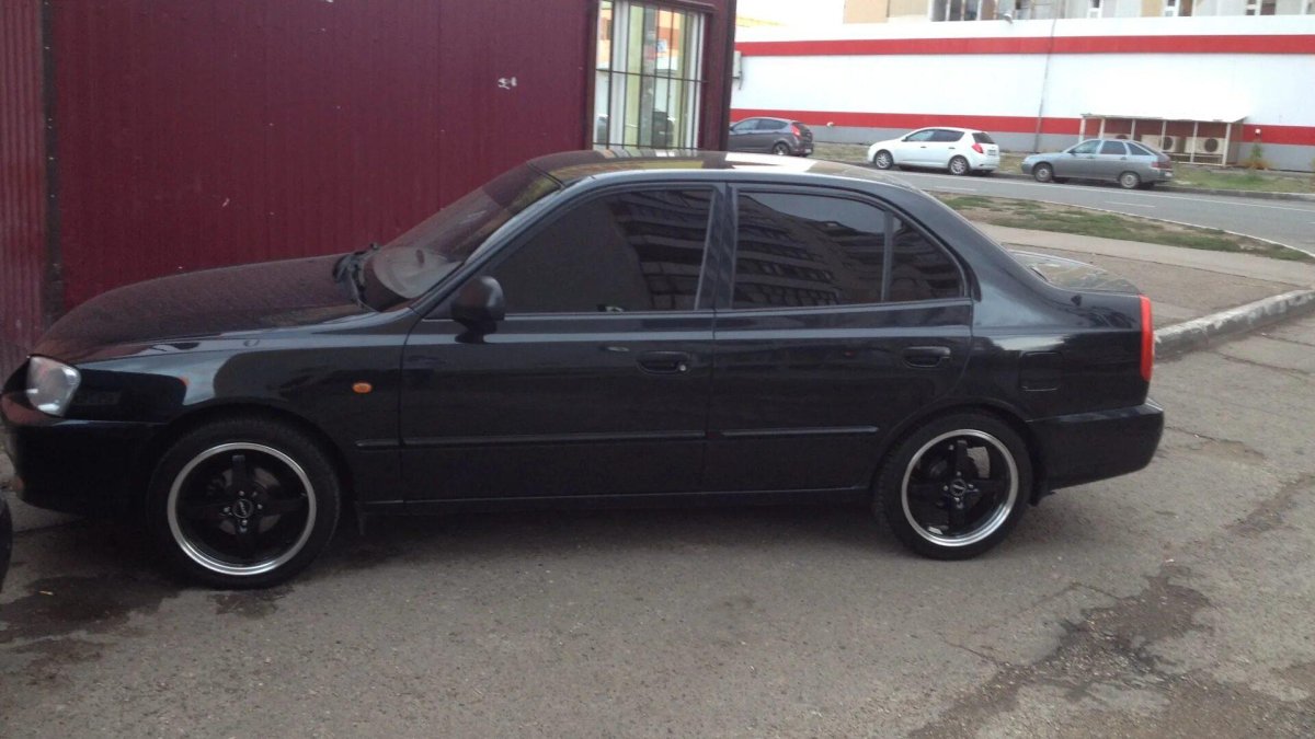 Hyundai Accent на литье 16