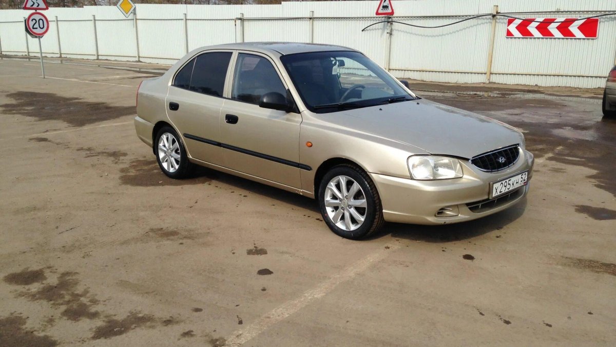 Hyundai Accent диски r16